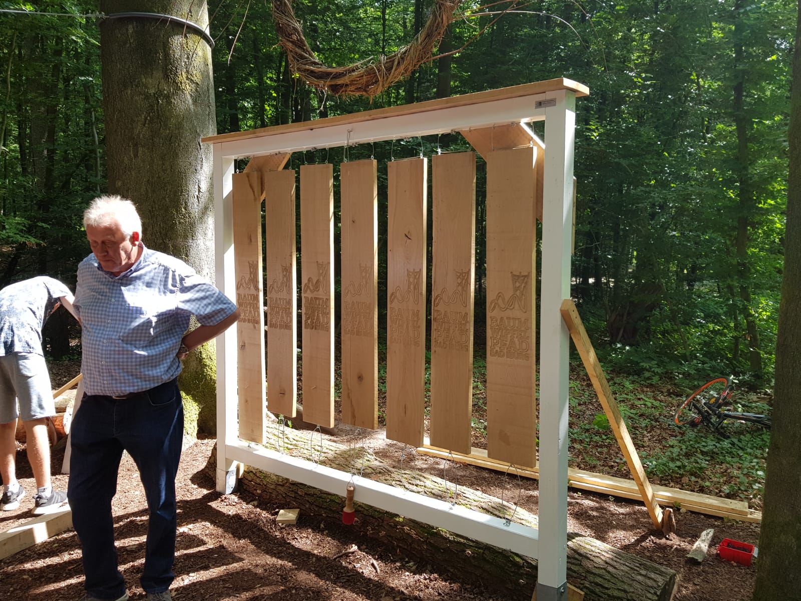 Klangschalen und Dendrophon installiert Bad Iburg Realschule